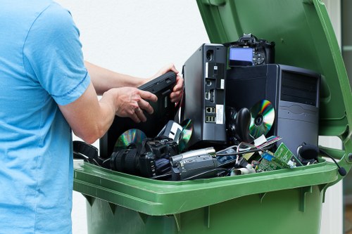 Recycling process in a waste management facility